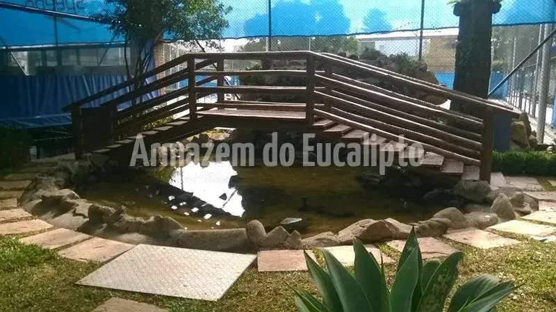 Cercas, Painéis e Escadas em Eucalipto Tratado — foto 3