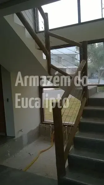 Cercas, Painéis e Escadas em Eucalipto Tratado — foto 4