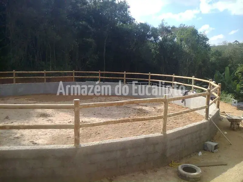 Cercas, Painéis e Escadas em Eucalipto Tratado — foto 21