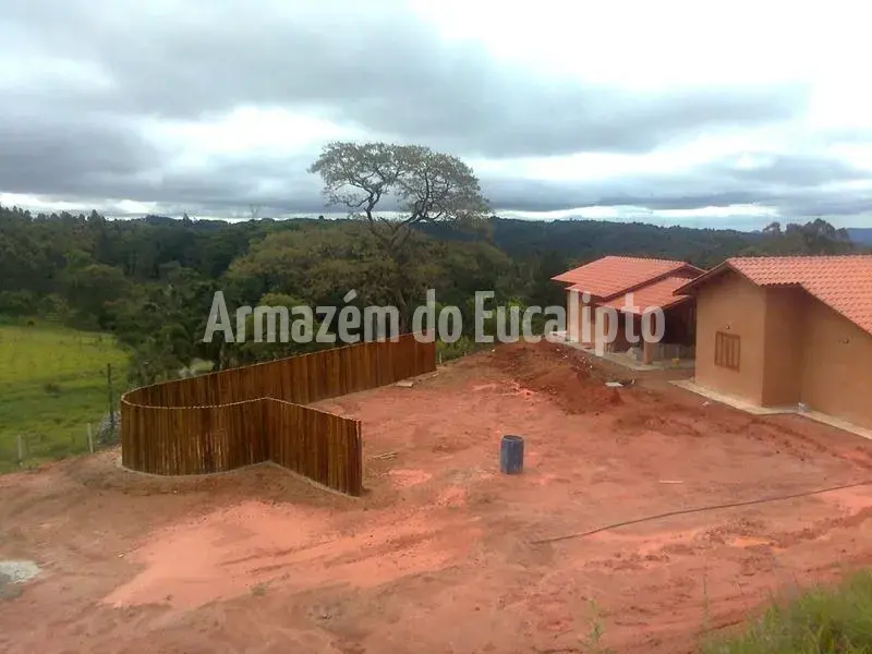 Cercas, Painéis e Escadas em Eucalipto Tratado — foto 24