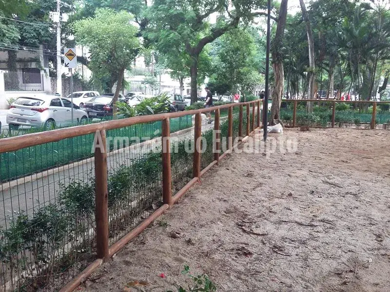 Cercas, Painéis e Escadas em Eucalipto Tratado — foto 31