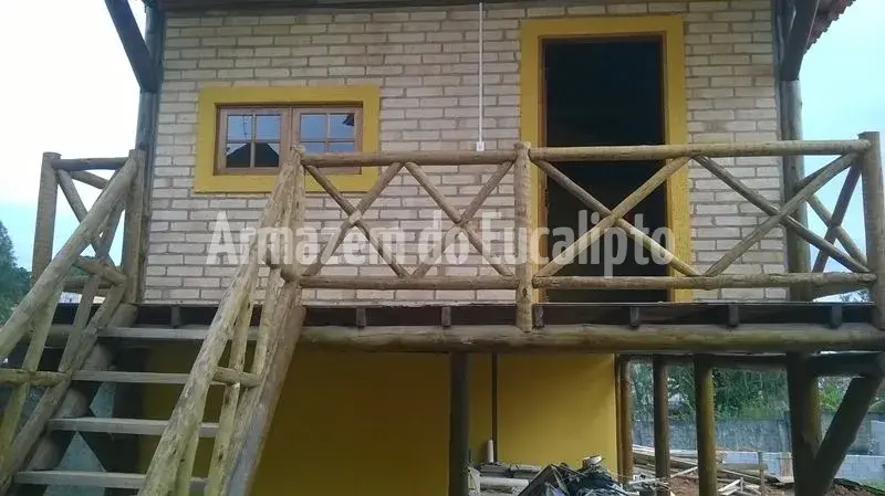 Cercas, Painéis e Escadas em Eucalipto Tratado — foto 44