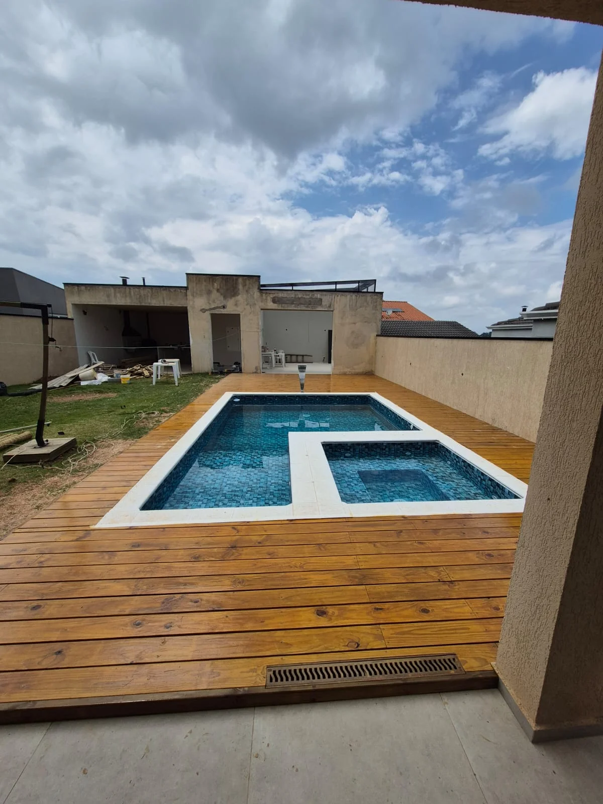 Deck de Eucalipto Tratado — foto 2