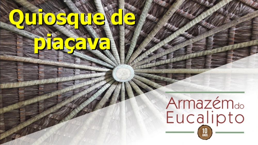 Quiosque Em Eucalipto Tratado E Piaçava - Madeira Tratada de Alta Qualidade