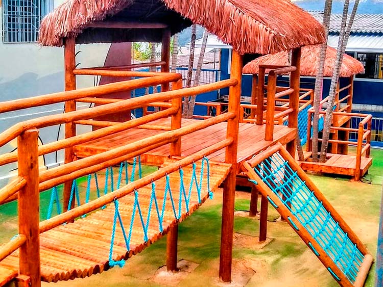 Playgrounds em eucalipto tratado — Armazém do Eucalipto