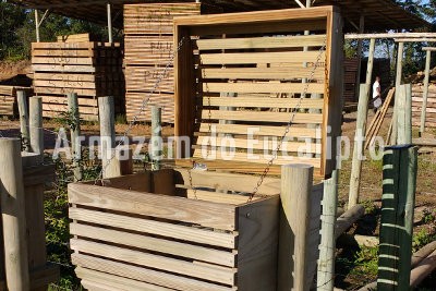 Peças de Pinus Tratado