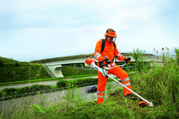 Equipamentos STIHL Linha Profissional